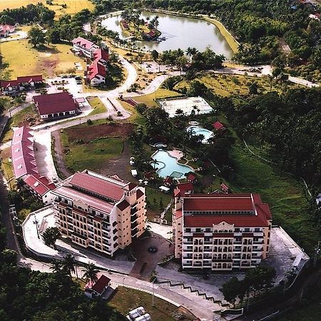 Graceland Estates And Country Club 호텔 루세나 외부 사진